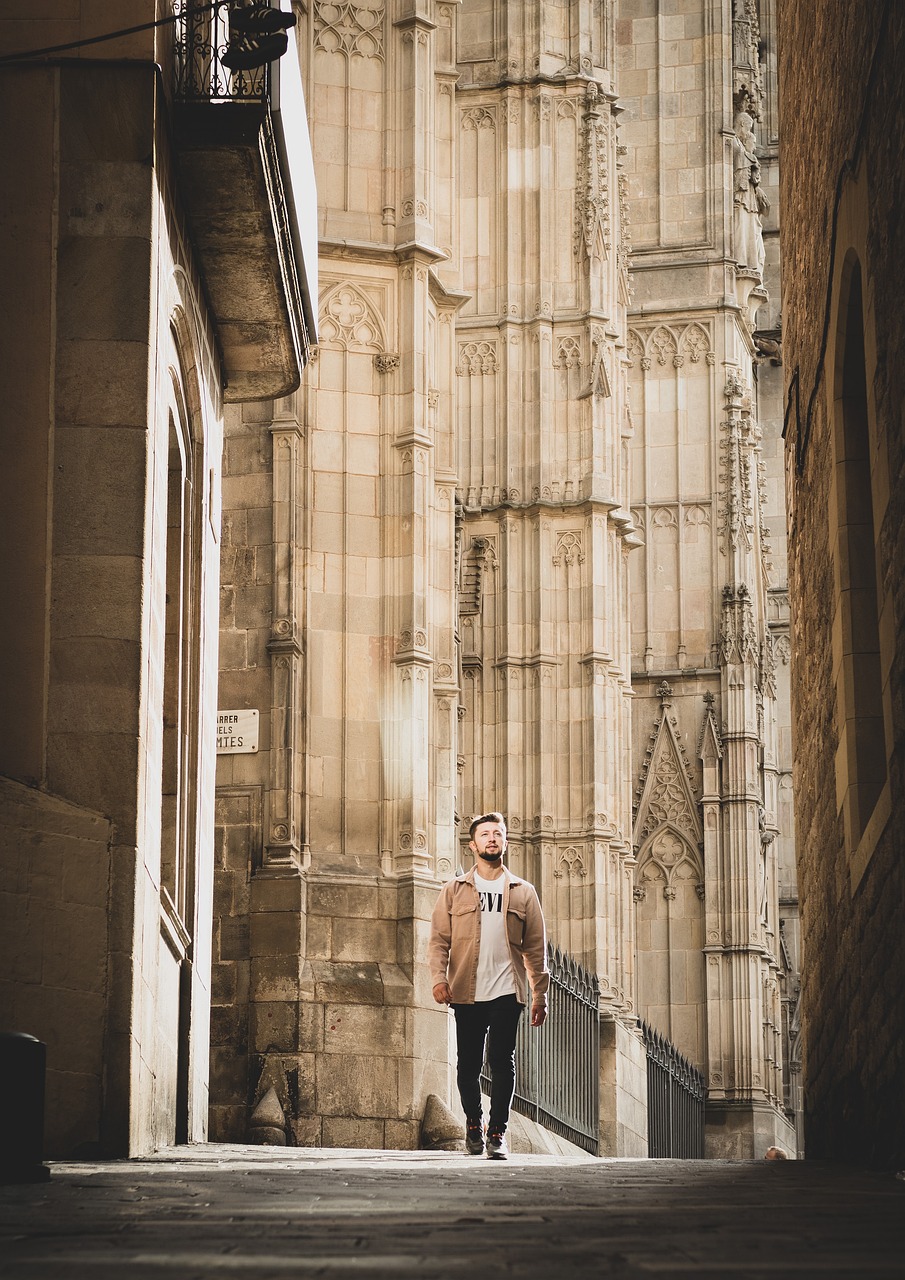 castle, man, tourist, street, tourist attraction, sightseeing, castle, castle, castle, castle, man, man, tourist, tourist, tourist, tourist, tourist